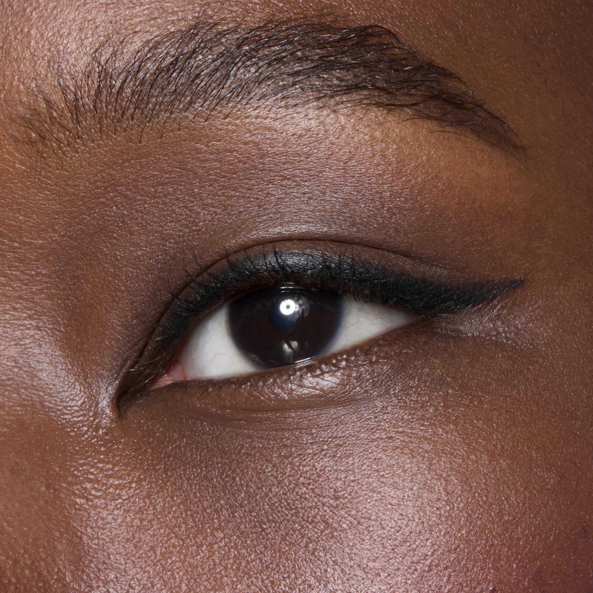 e.l.f. No Budge Retractable Eyeliner, Black 81330, Washable, 0.006 oz